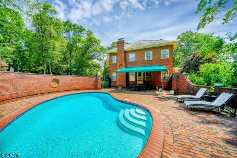 8 Chestnut Street Washington NJ 07853