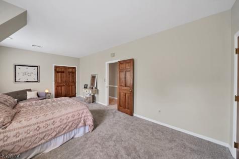 8 Chestnut Street Washington NJ 07853