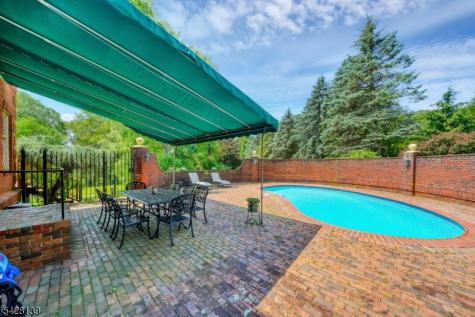 8 Chestnut Street Washington NJ 07853