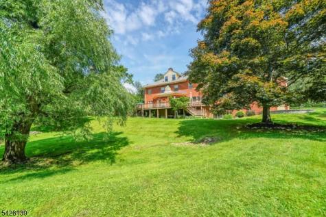 8 Chestnut Street Washington NJ 07853