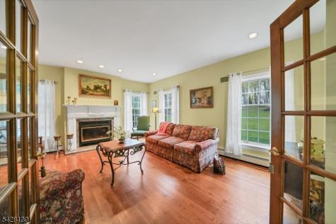 8 Chestnut Street Washington NJ 07853