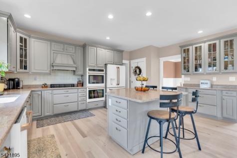 14 Misty Lane Green NJ 07821
