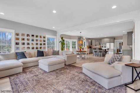 14 Misty Lane Green NJ 07821