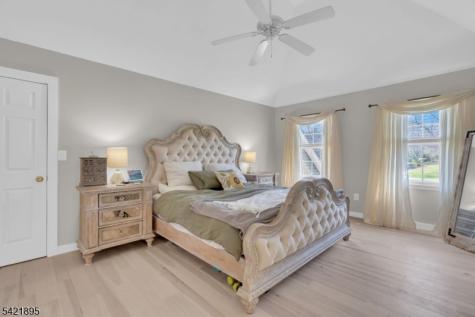 14 Misty Lane Green NJ 07821
