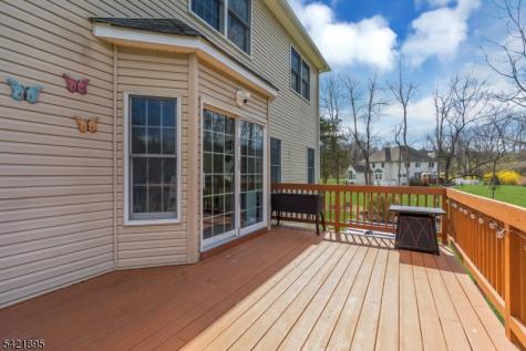 14 Misty Lane Green NJ 07821