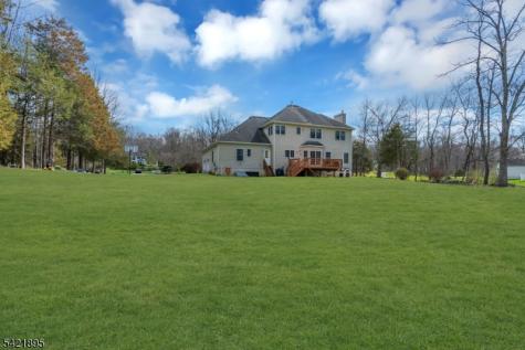 14 Misty Lane Green NJ 07821