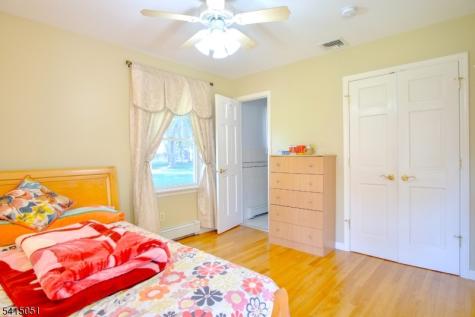 4 Budd Street Roxbury NJ 07852