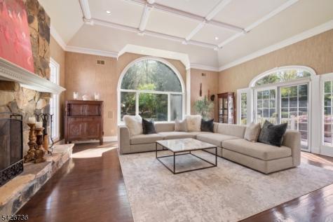 110 Chelsea Watchung NJ 07069