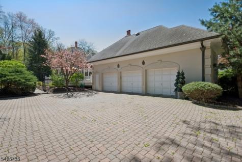 110 Chelsea Watchung NJ 07069