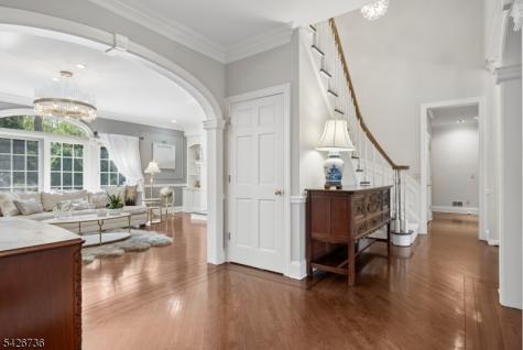 110 Chelsea Watchung NJ 07069