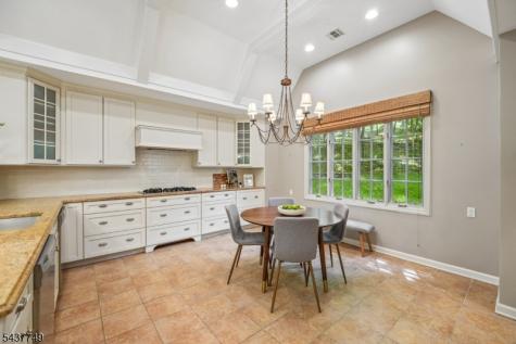 46 Stocker Road Verona NJ 07044