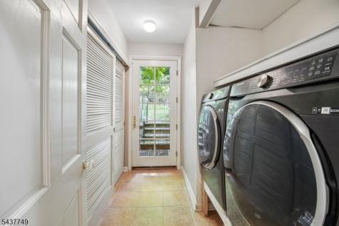 46 Stocker Road Verona NJ 07044