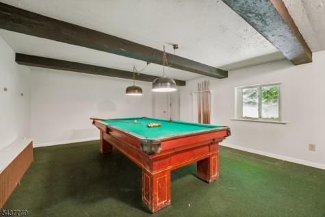 46 Stocker Road Verona NJ 07044