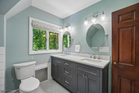46 Stocker Road Verona NJ 07044