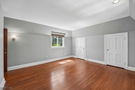 46 Stocker Road Verona NJ 07044