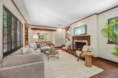 46 Stocker Road Verona NJ 07044