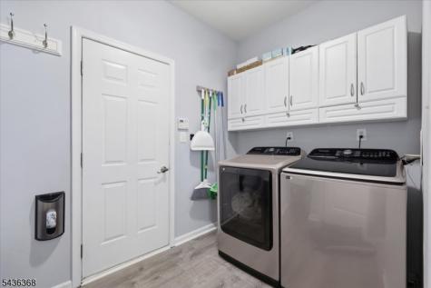 814 Mary Circle Greenwich NJ 08886