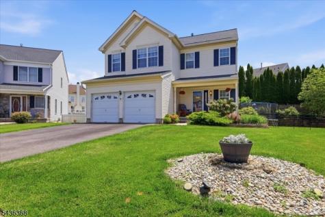 814 Mary Circle Greenwich NJ 08886