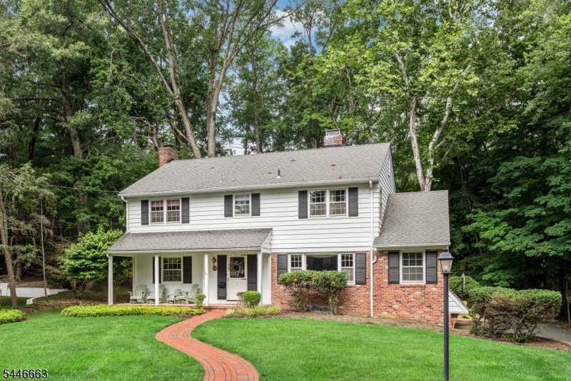 570 Bennington Terrace Ridgewood Village NJ 07450