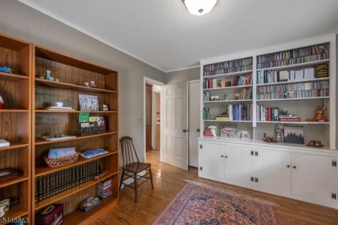 570 Bennington Terrace Ridgewood Village NJ 07450