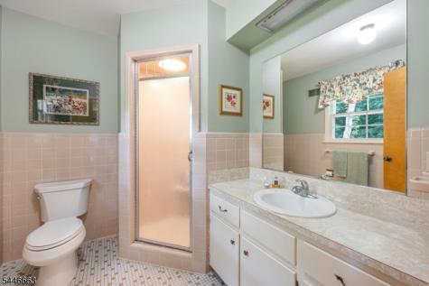 570 Bennington Terrace Ridgewood Village NJ 07450