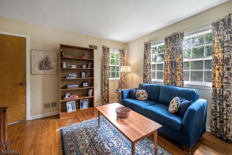 570 Bennington Terrace Ridgewood Village NJ 07450