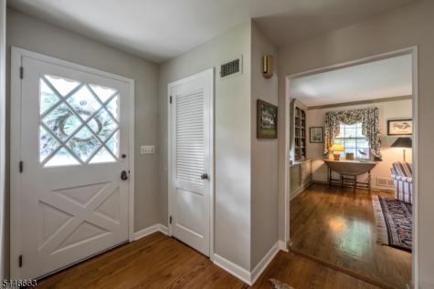 570 Bennington Terrace Ridgewood Village NJ 07450