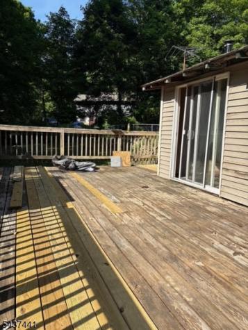 17 Onteora Road Vernon NJ 07422