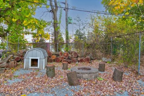 92 Steuben Street East Orange NJ 07018