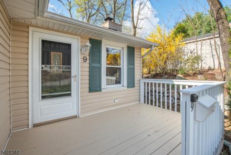 9 Roanoke Avenue Parsippany-troy Hills NJ 07034