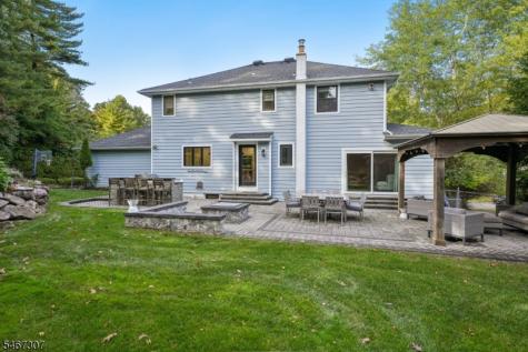 31 Stone Drive West Orange NJ 07052