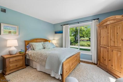 10 Hawthorne Court Morris NJ 07960