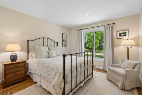 10 Hawthorne Court Morris NJ 07960