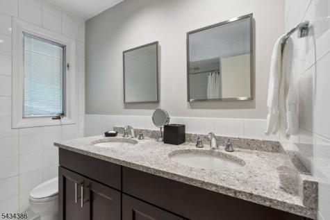 10 Hawthorne Court Morris NJ 07960