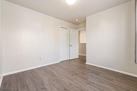 551 15TH Avenue Newark NJ 07103