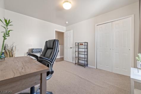 551 15TH Avenue Newark NJ 07103