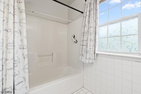 551 15TH Avenue Newark NJ 07103