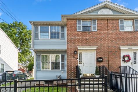 551 15TH Avenue Newark NJ 07103