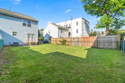 551 15TH Avenue Newark NJ 07103