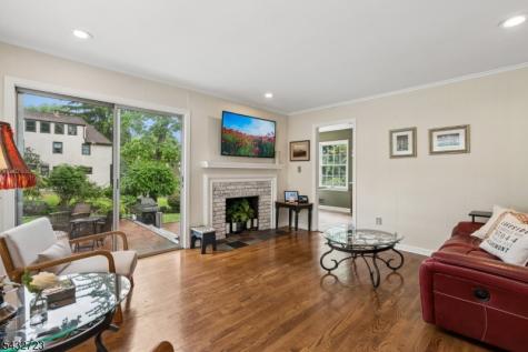 81 Mountain Road Verona NJ 07044