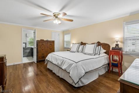 81 Mountain Road Verona NJ 07044