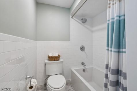 81 Mountain Road Verona NJ 07044