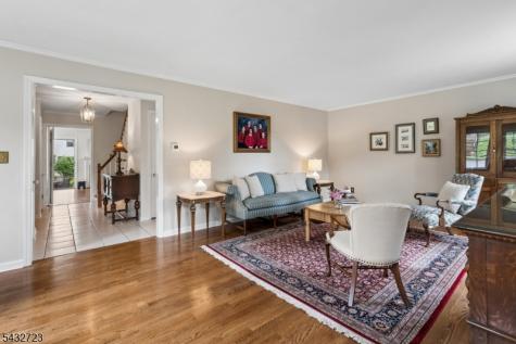 81 Mountain Road Verona NJ 07044