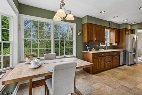 81 Mountain Road Verona NJ 07044