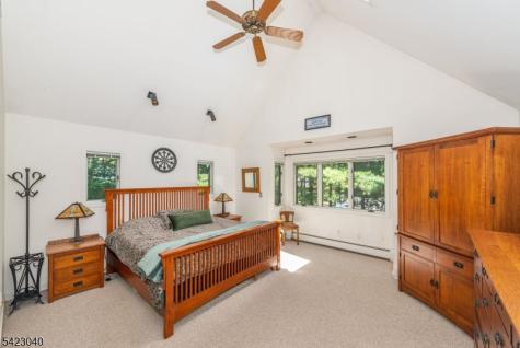 43 Croft Road Jefferson NJ 07849