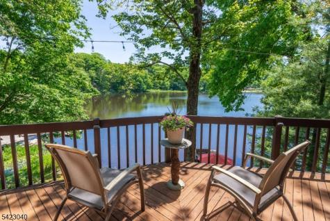 43 Croft Road Jefferson NJ 07849