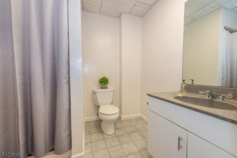 43 Croft Road Jefferson NJ 07849