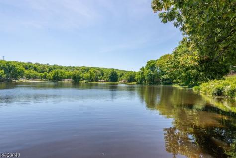 43 Croft Road Jefferson NJ 07849