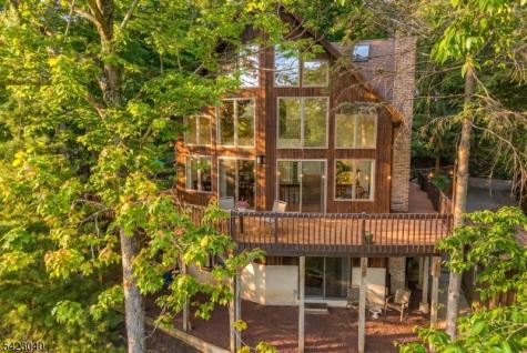 43 Croft Road Jefferson NJ 07849