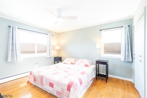 67 Thomas Place Edison NJ 08837